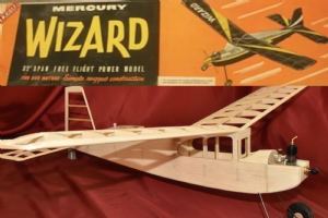Mercury Wizard 32" cabin model